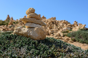 Wieża z kamieni, ułożone kamienie