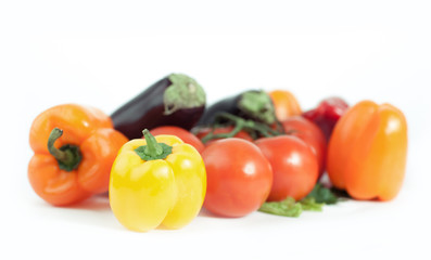 Obraz na płótnie Canvas closeup of fresh vegetables.isolated on a white background