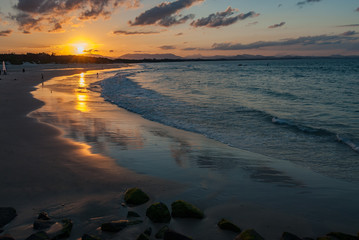 Fototapeta na wymiar Sunset at Byron Beach, New South Wales, Australia