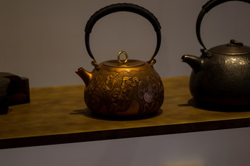 the copper pot 