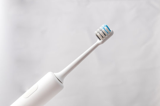 the electric toothbrush