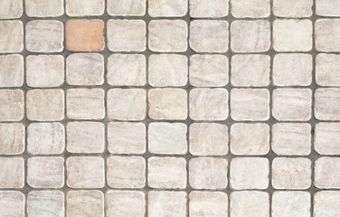 Pavimento con piastrelle in pietra