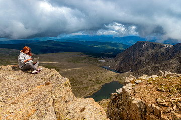 Freelancer works outside the office