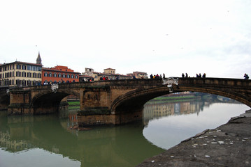 Fototapeta na wymiar ponte Santa Trinita in Florence, Italy