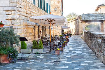 Fototapeta premium Street in Bagno Vignoni, Tuscany
