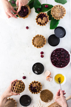 Tartlets with berry stuffing
