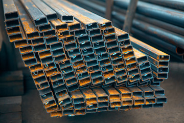 bars of metallic profiles