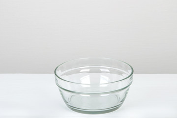 Fototapeta na wymiar Empty glass bowl