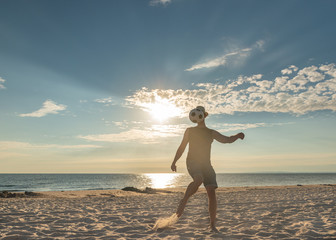 Fußball am Strand - Sonnenuntergang