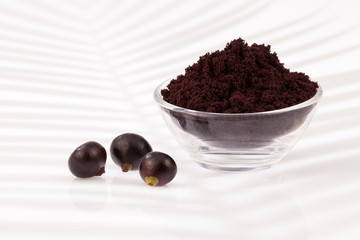 Fruit and acai powder - Euterpe oleracea