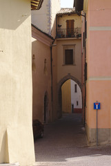Vicoli e archi a Cerreto di Spoleto
