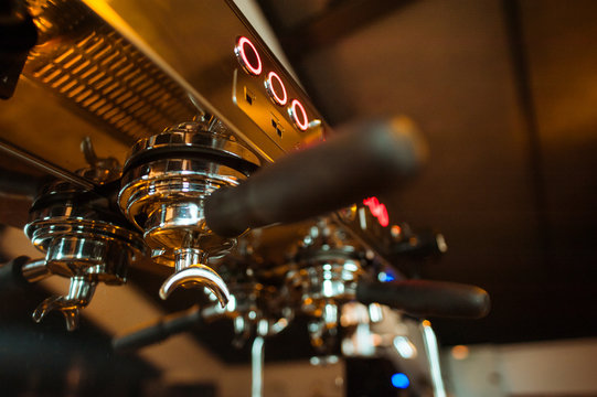 espresso shot from coffee machin in coffee shop