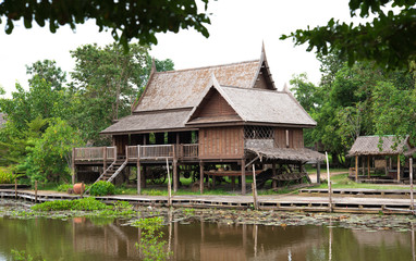 Fototapeta na wymiar The house in Thai style