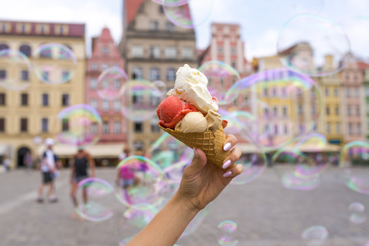 Lody, bańki mydlane