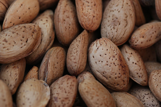 almonds, mandole