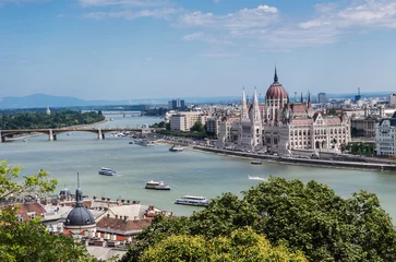 Foto auf Acrylglas Budapest Budapest – Parlamentsgebäude und Margaretenbrücke