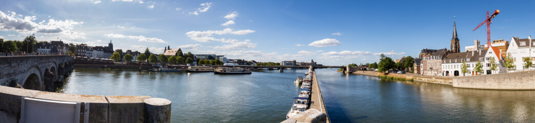 Obraz premium maastricht in the netherlands high definition panorama