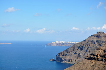 Oia -Santorini whitehouses 