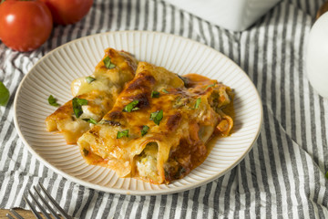 Baked Stuffed Vegetarian Cannelloni