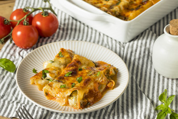 Baked Stuffed Vegetarian Cannelloni