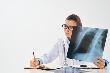 Obraz na płótnie Canvas doctor x-ray medicine