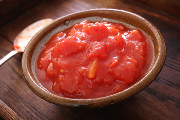 chopped plum tomatoes