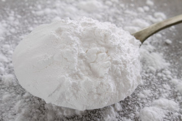 powdered confectioners sugar