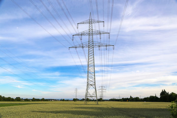 Fototapeta na wymiar Electric high-voltage masts