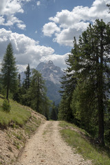 Fototapeta na wymiar Wanderung in den Dolomiten