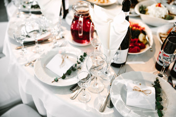place cards with the guest's name on the plate. A beautiful table for any occasion, holiday, party or wedding.
