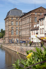 Fototapeta na wymiar Saverne. Château des Rohan et canal de la Marne au Rhin. Alsace. Bas-Rhin. Grand Est