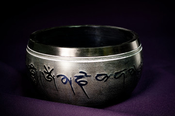 Singing bowl for aura and bio-field recovery from metals