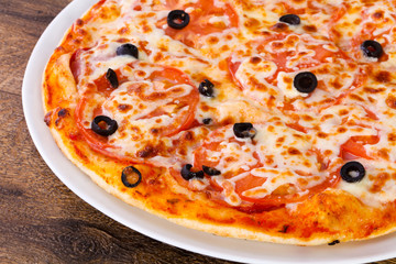 Margarita pizza with olives