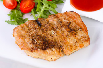 Grilled pork with sauce