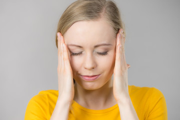 Woman having head ache