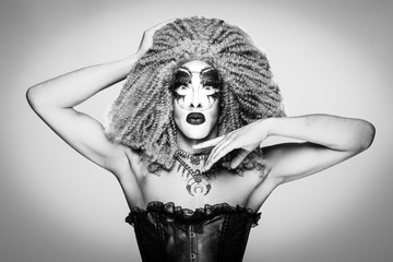glamorous drag queen - obrazy, fototapety, plakaty