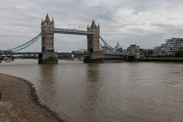 Fototapeta na wymiar Tower Bridge & Themse