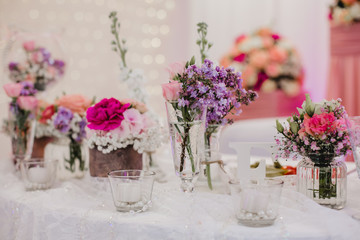 Fototapeta na wymiar wedding flowers bride bouquet decoration