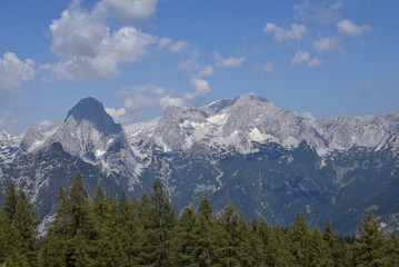 Blick von der Hoess in Hinterstoder in das Gebirge