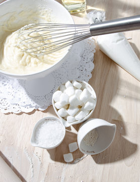 White frosting in bowl