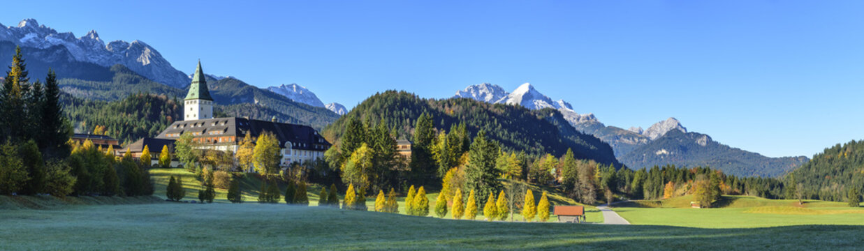 herbstlicher Morgen im Elmauer Tal