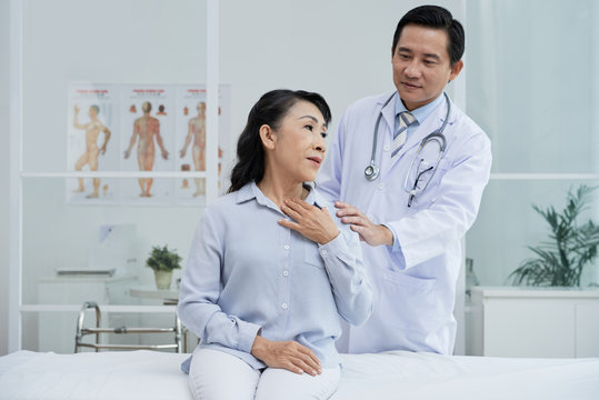 Doctor reassuring petient