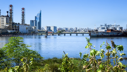Contrast views of Montevideo port