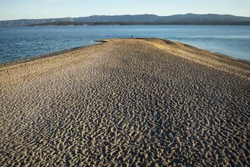 Papier Peint photo autocollant Plage de la Corne d'Or, Brac, Croatie Coucher du soleil sur la plage de galets Golden Cape (Zlatni rat) est l& 39 une des plages les plus célèbres de Croatie, sur le côté sud de l& 39 île de Brac, près de la ville de Bol