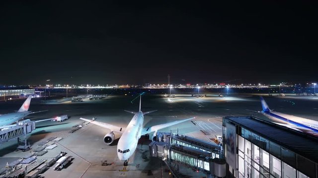 空港イメージ・タイムラプス