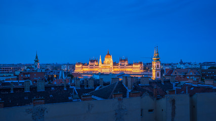 Fototapeta premium Budapest city skyline at night in Hungary