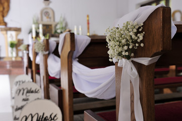 celebration, beauty, wedding, church, flowers, preparations, fresh, pure, altar, couple, lifestyle,