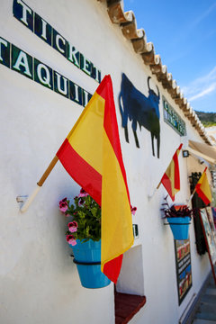 ar&egrave;ne taureau, mijas, espagne