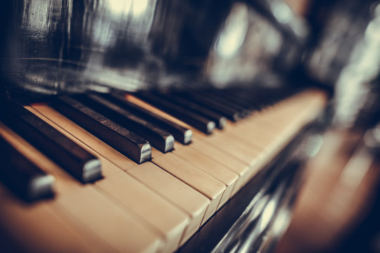 Piano keyboard closeup
