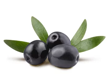 Fotobehang Delicious black olives with leaves, isolated on white background © Yeti Studio